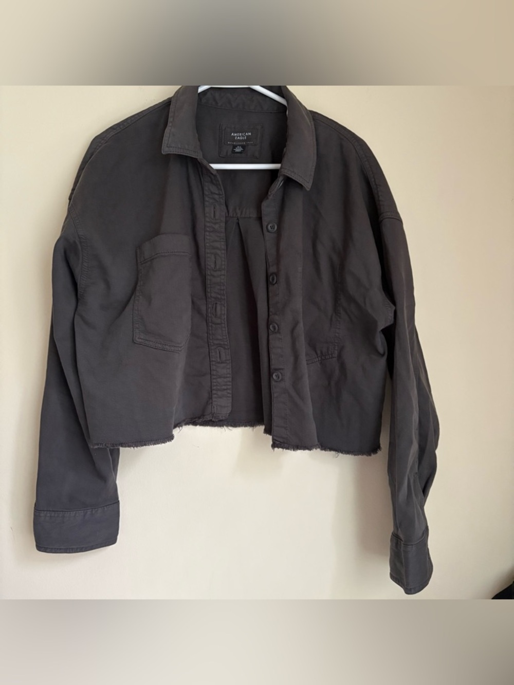 American Eagle Oversized XS Cropped Button up